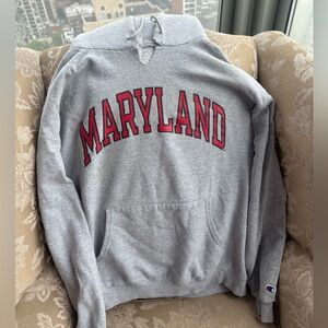 Cutest Maryland hoodie with neck V cutout!!